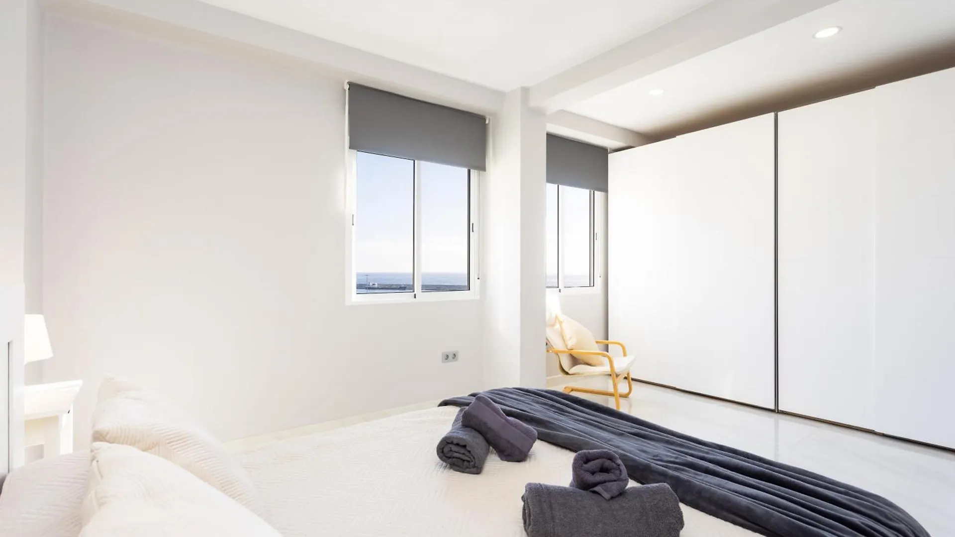 Apartment Home2Book Spacious Apt Harbour Views, Santa Cruz Spain